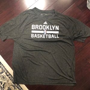 Brooklyn Nets short sleeve shirt